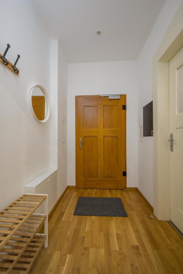 Arbio I Retro Apart Near Leipzig Hauptbahnhof ภายนอก รูปภาพ