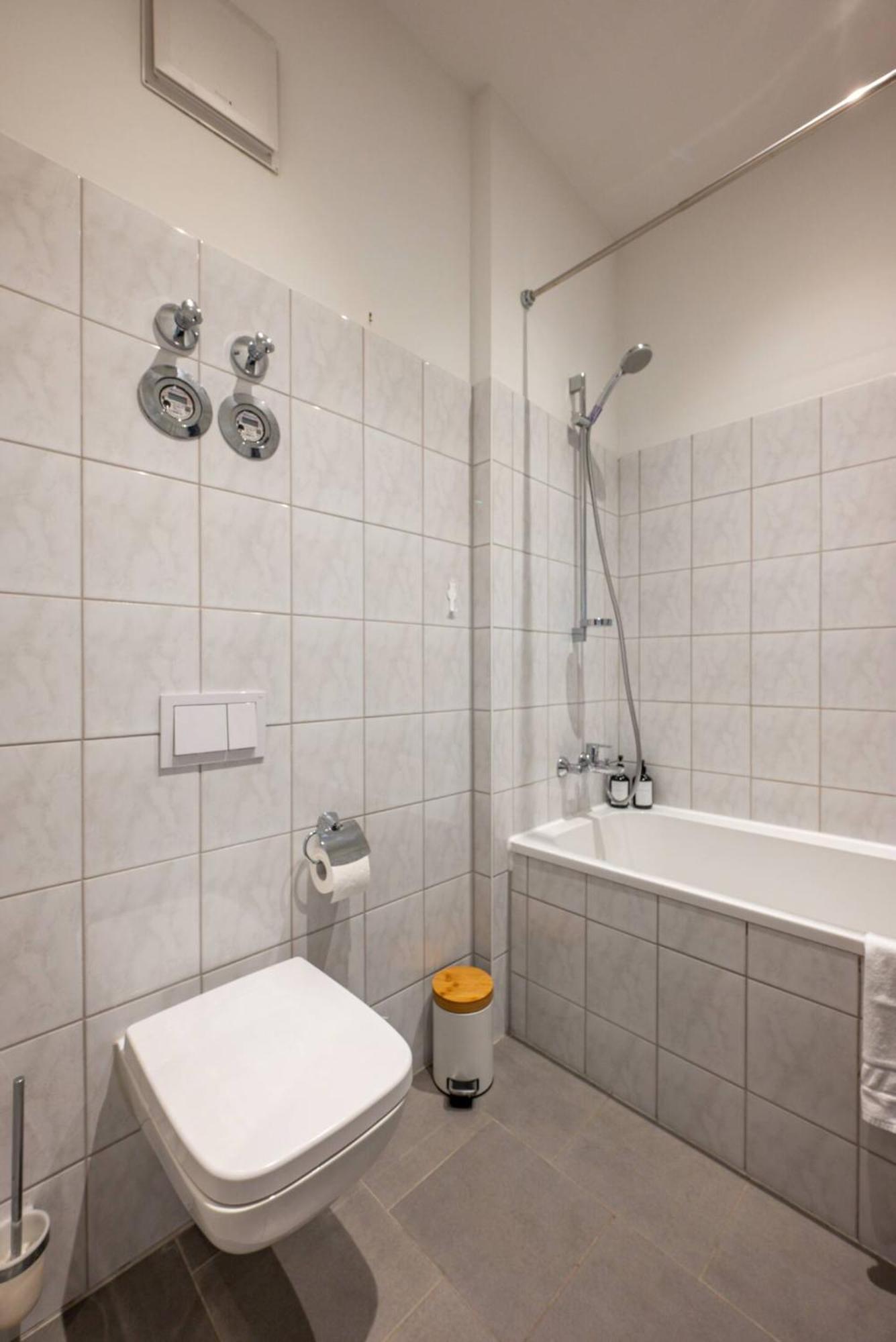 Arbio I Retro Apart Near Leipzig Hauptbahnhof ภายนอก รูปภาพ