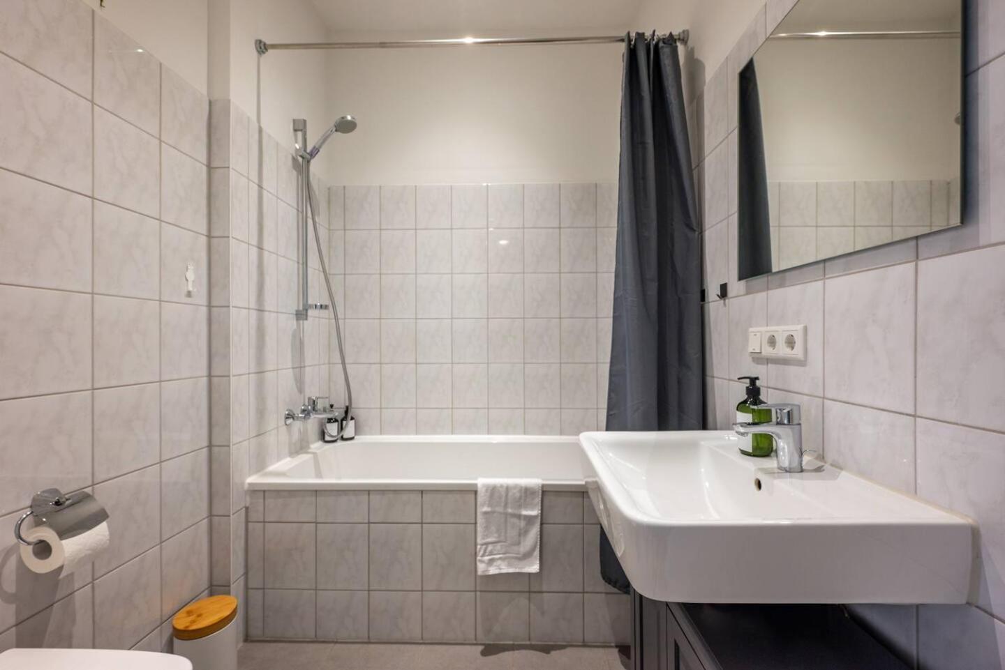 Arbio I Retro Apart Near Leipzig Hauptbahnhof ภายนอก รูปภาพ
